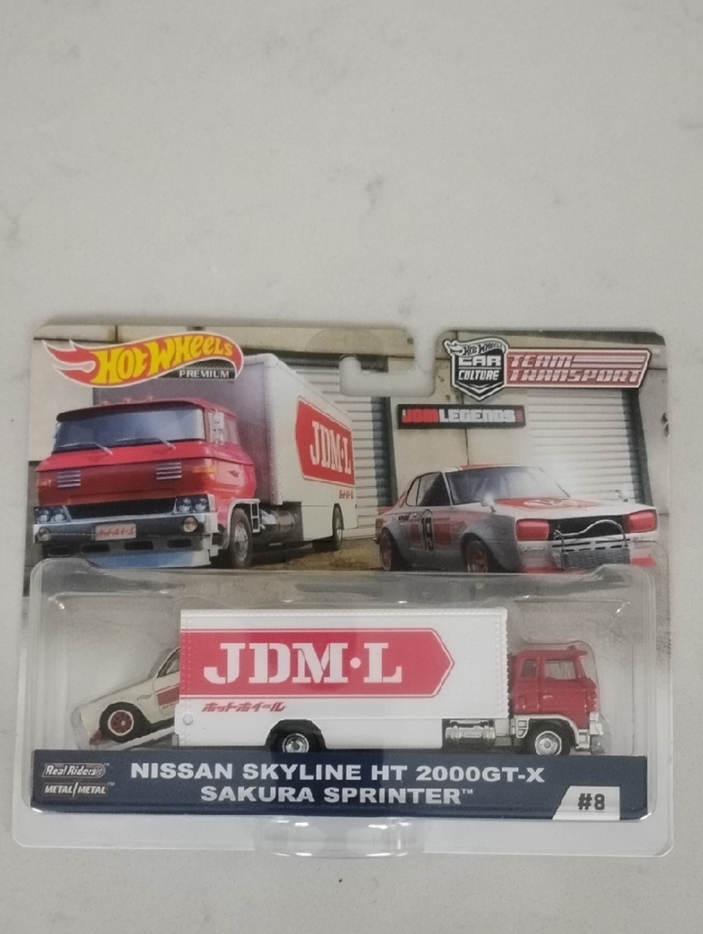 Hot Wheels Nissan Skyline HT 2000GT-X Sakura Sprinter Truck - Premium